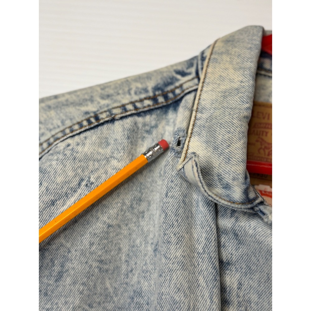 VTG LEVIS Acid Wash Denim Trucker Jacket USA Distressed Rips Women Medium Casual - Picture 4 of 16